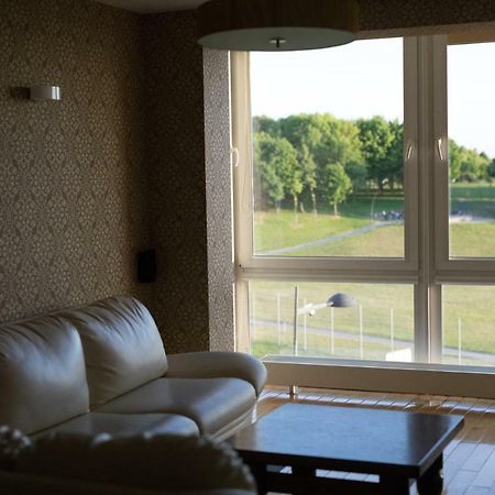 Cozy Apartment With A Wonderful Lake View Telšiai エクステリア 写真