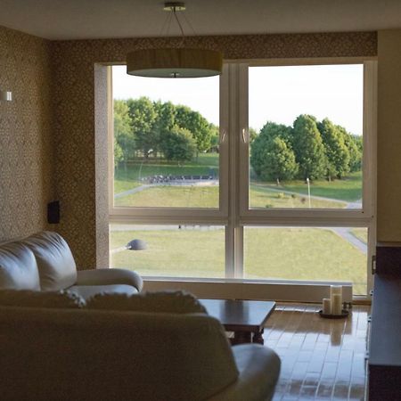 Cozy Apartment With A Wonderful Lake View Telšiai エクステリア 写真