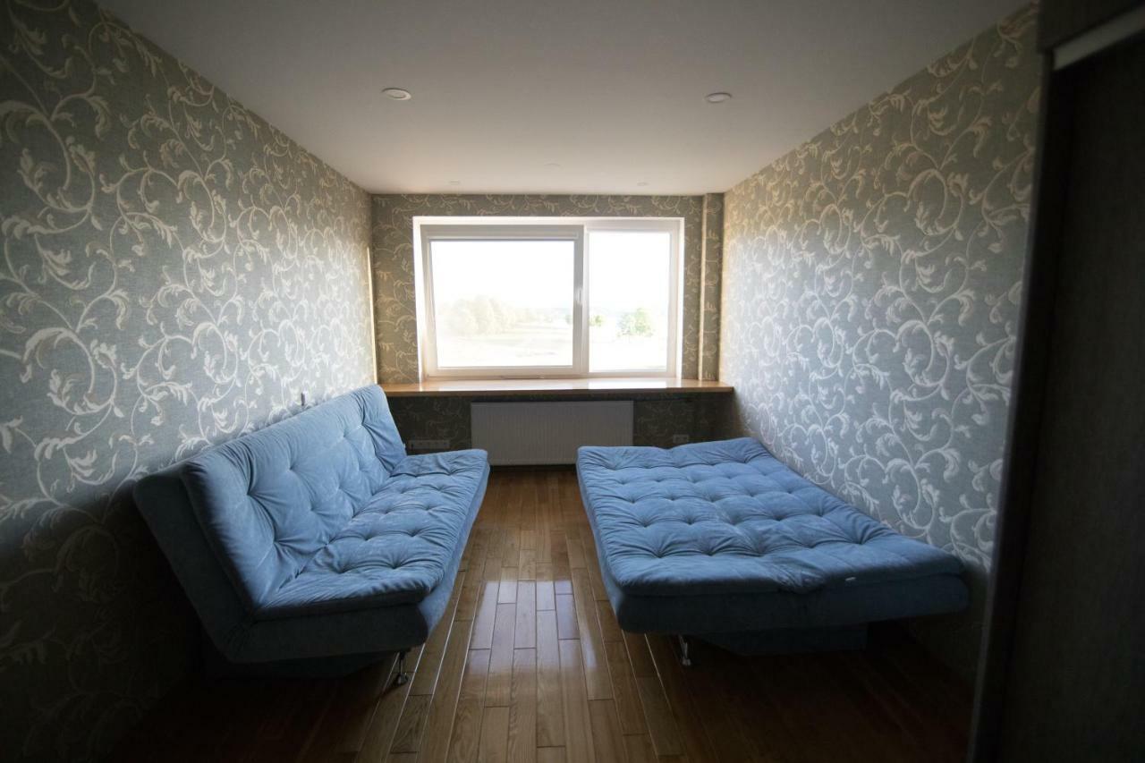 Cozy Apartment With A Wonderful Lake View Telšiai エクステリア 写真